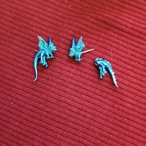 Simply Vera Vera Wang Blue Dragon Earrings
